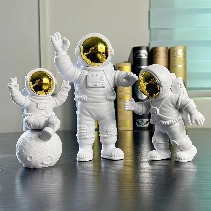 Starry | Resin Astronaut Figurine Set