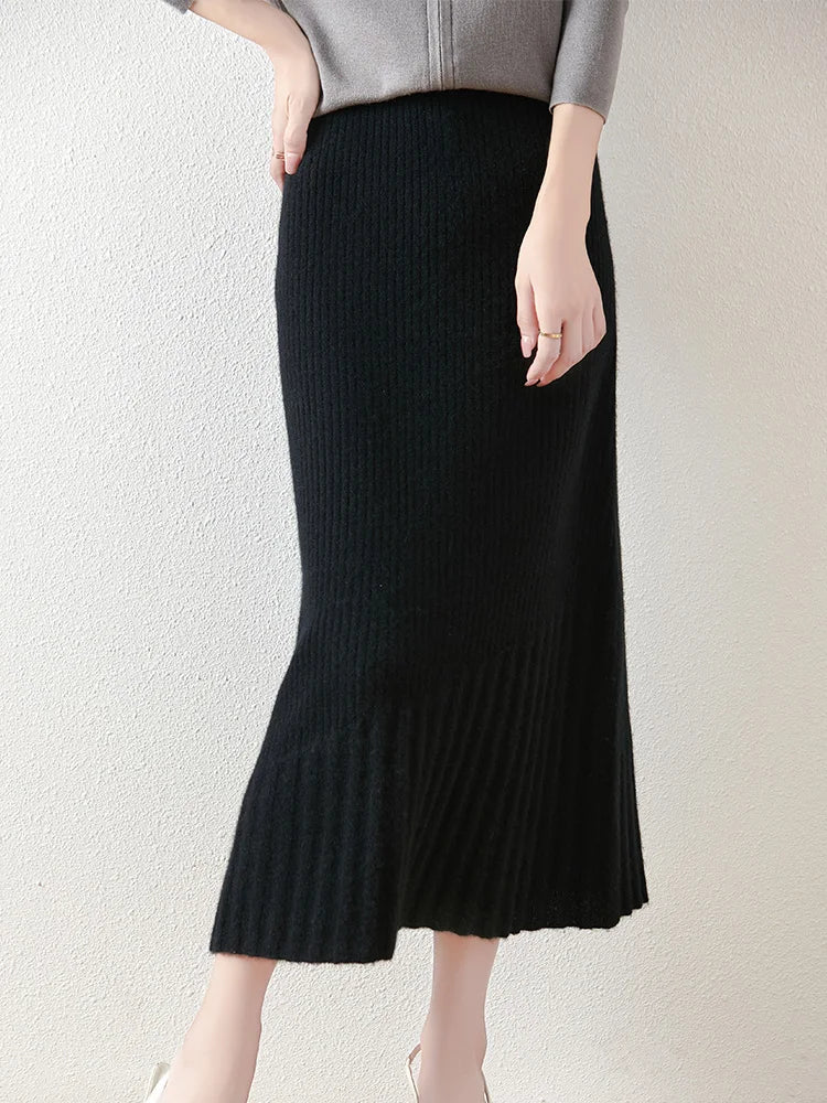 Sophia | Stylish Knitted Midi Skirt