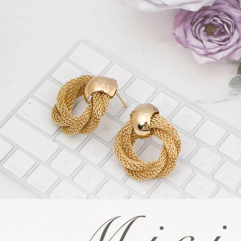 Sophie | Twisted Loop Earrings