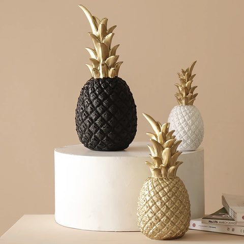 Resin Pineapple Decor Set