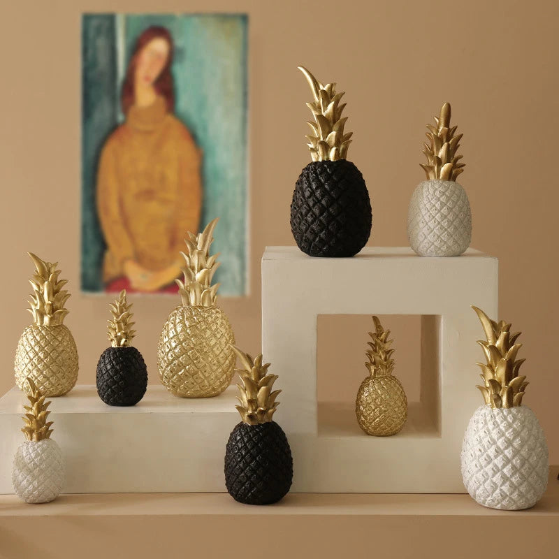 Resin Pineapple Decor Set